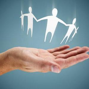 Posudky ani rozhodnutia o odkázanosti na sociálnu službu od 1. septembra 2025 už samosprávy vybavovať nevybavujú.. 1